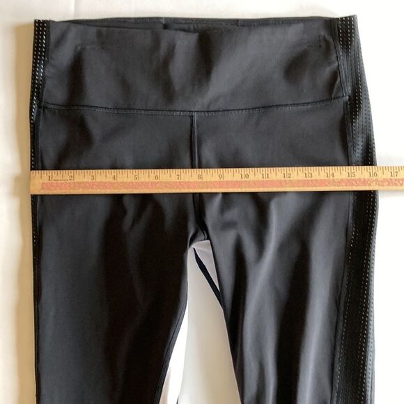 Athleta HIIT IT Mesh Capri - Picture 11 of 12